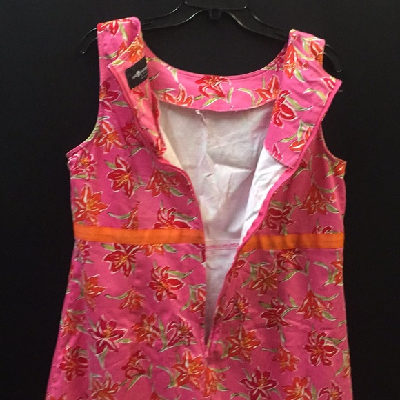 Sag Harbor Sleeve Less Dress. - Picture 3 of 4